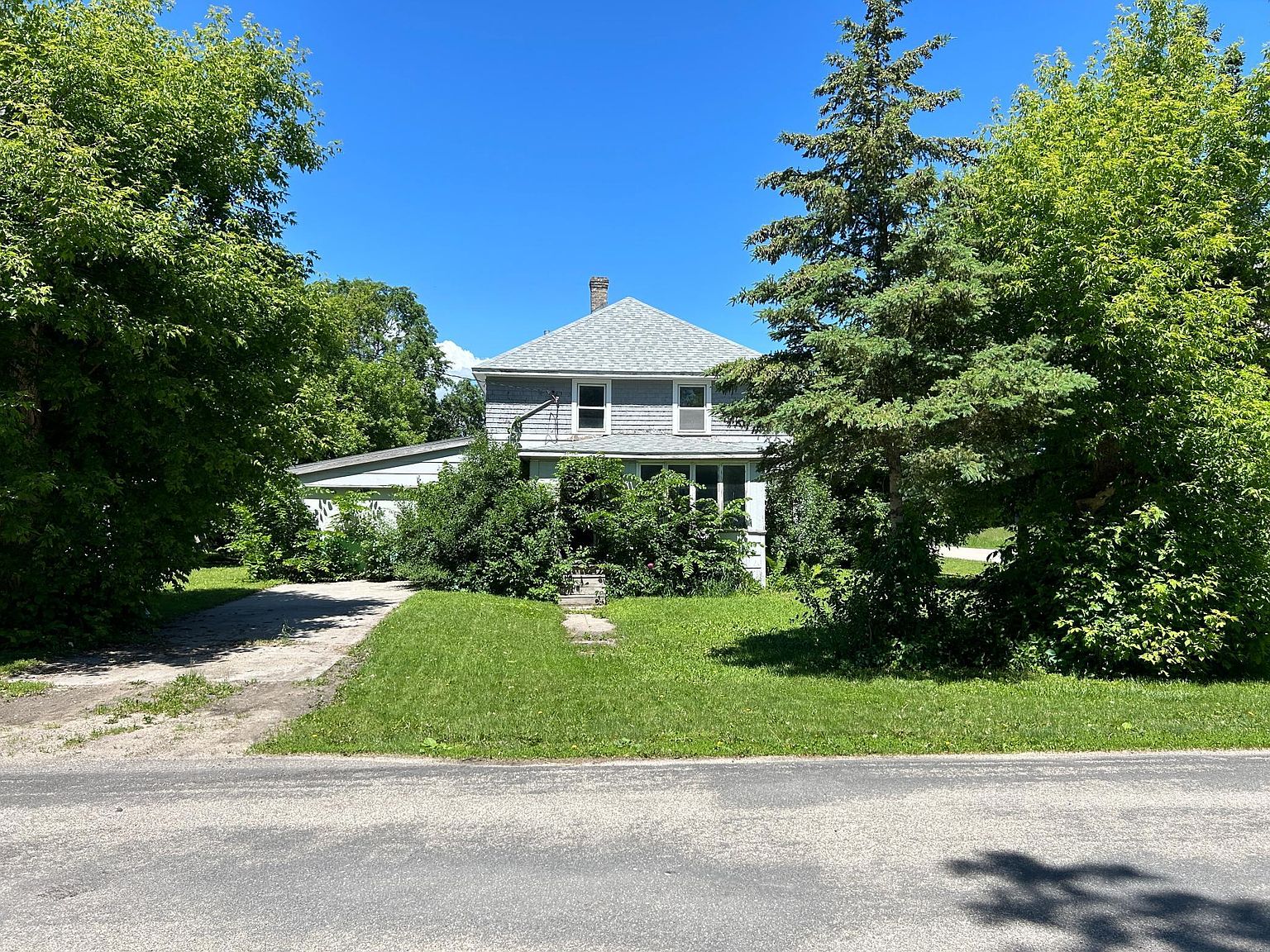 4 3rd St N, Sabin, MN 56580 Zillow