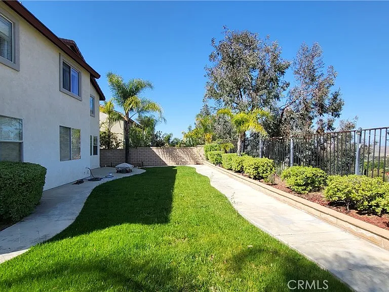 4375 Edenwild Ln — Photo 32