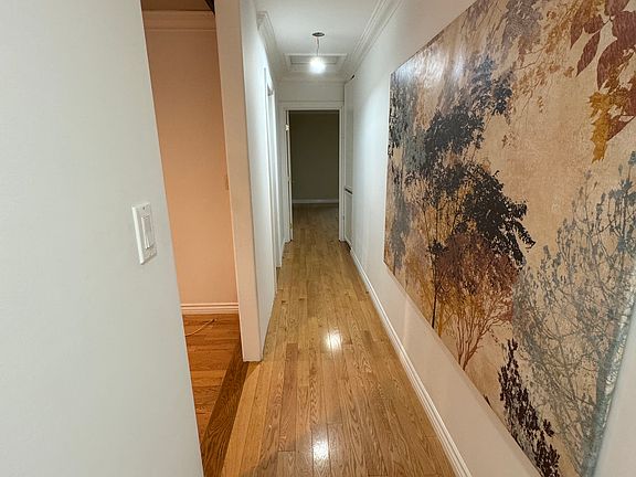 4th image of 2524 Fairmount Ave