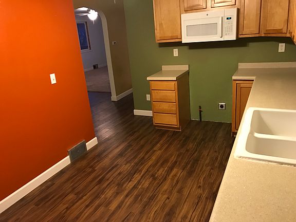 Kitchen to deck- Vinyl plank