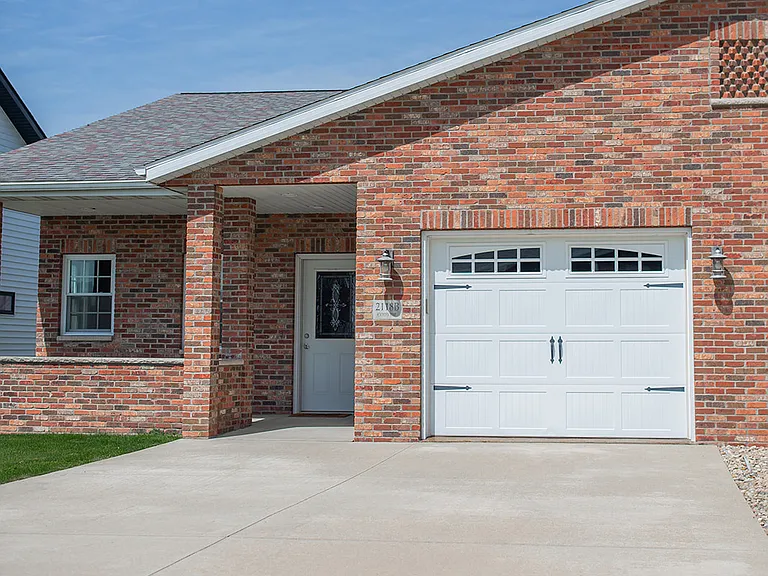 2118 Cody Dr #B — Photo 63