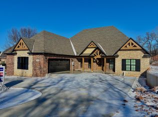 2815 Ridge View Ct, Joplin, MO 64801