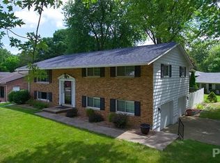 12155 N Whispering Woods Dr, Dunlap, IL 61525