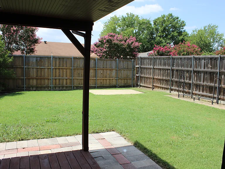 812 Shannon Dr — Photo 18