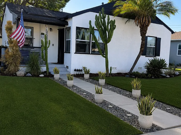 15707 Atkinson Ave — Photo 2