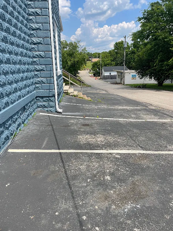 1 bed, 2404 sqft, $2,500 — Photo 3