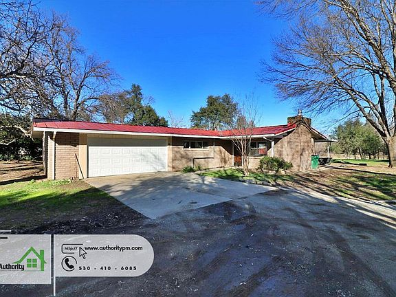 2nd image of 8807 Deschutes Rd