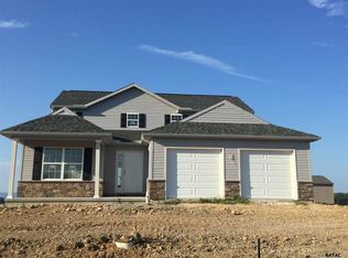 27 Pheasant Ridge Rd, Dillsburg, PA 17019