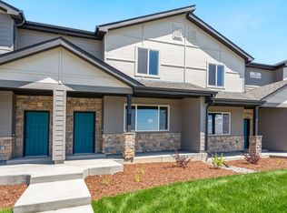 7043 4th Street Rd, Greeley, CO 80634