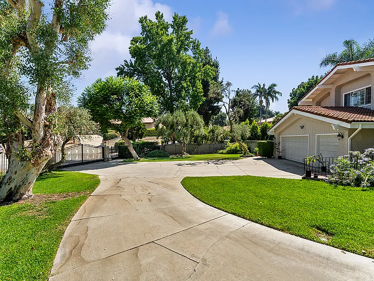 2700 Allman Pl — Photo 8