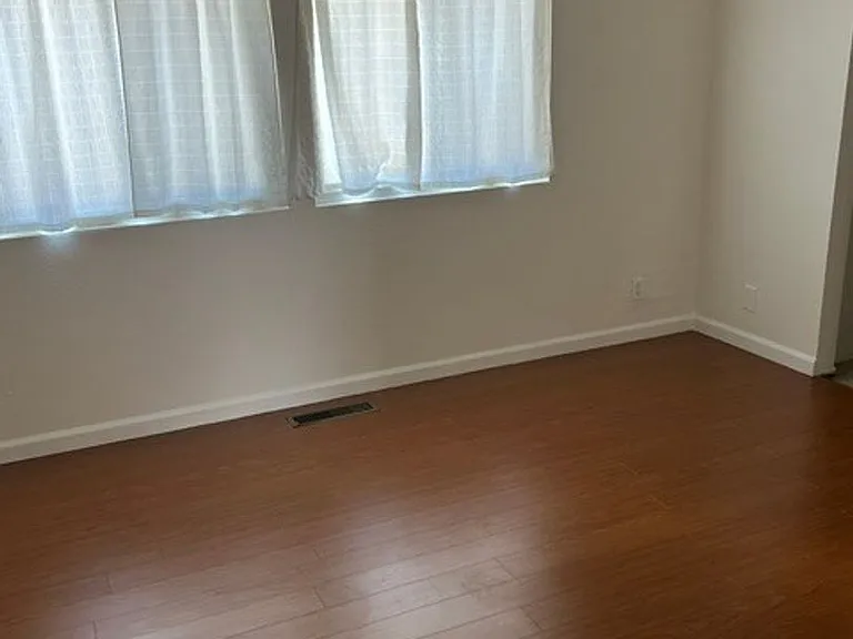 1220 Pine Creek Way #1 — Photo 8