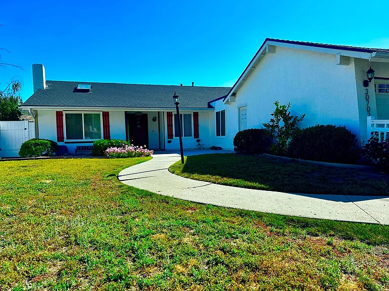 30702 Passageway Pl — Photo 2