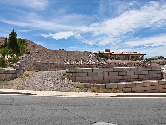 2nd image of 893 Moonstone Dr