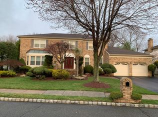 11 Elisa Dr, Marlboro, NJ 07746