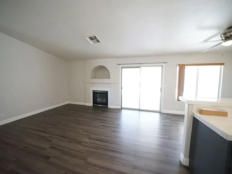 916 Clubview Dr #179-16-025 — Photo 12