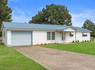 1002 Tarby Rd, Poteau, OK 74953