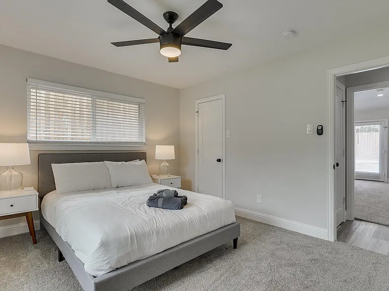 3921 Amy Ave — Photo 16