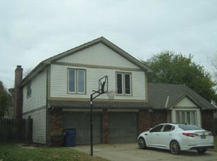 1444 N Caddy Ct, Wichita, KS 67212