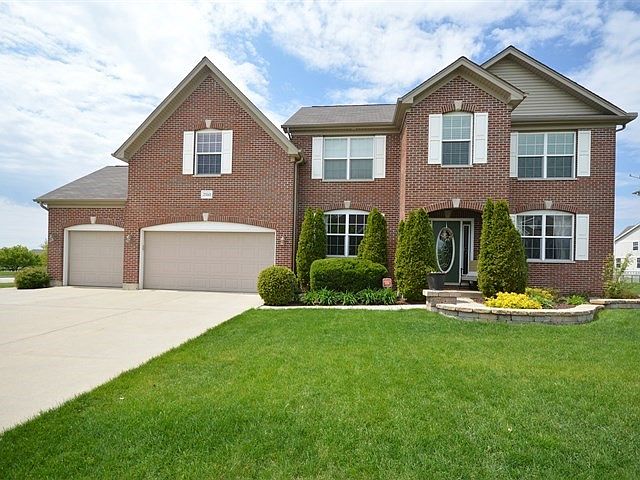 1st image of 25141 W Glen Oaks Ln