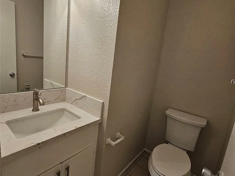 16630 Shenandoah Ave — Photo 11