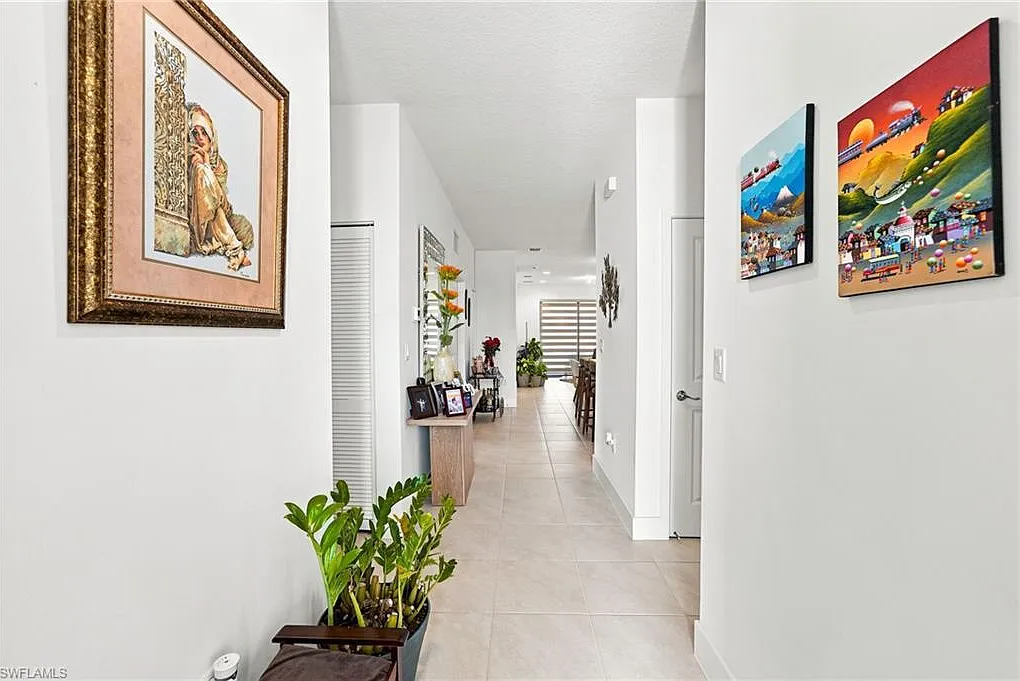 2 bed, 2.0 bath, 1366 sqft, $2,300 — Photo 3