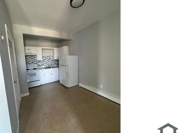 1057 E Main St
