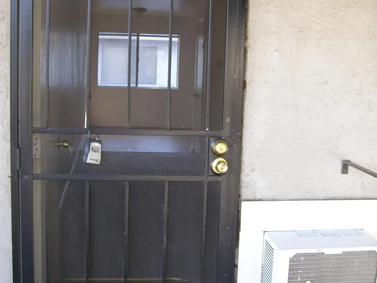 1620 Sycamore Dr #3 — Photo 1