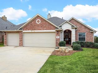 208 Racetrack Ln, Montgomery, TX 77356