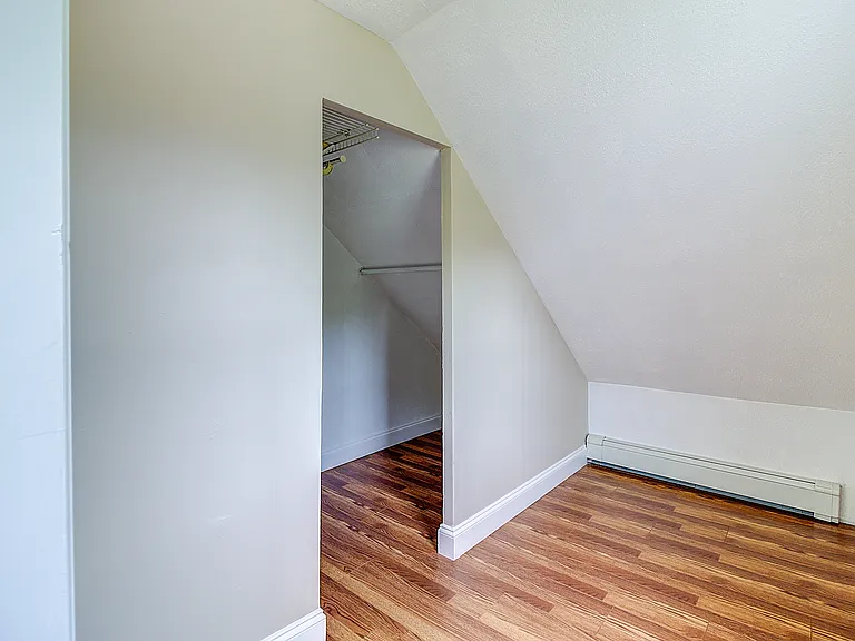 614 River Ave — Photo 21
