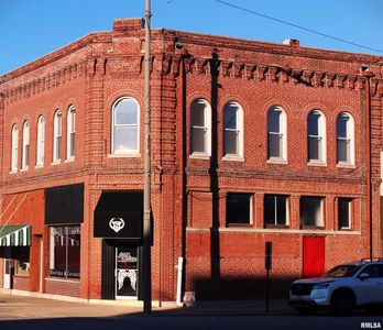 100 N Washington St, Salem, IL, 62881