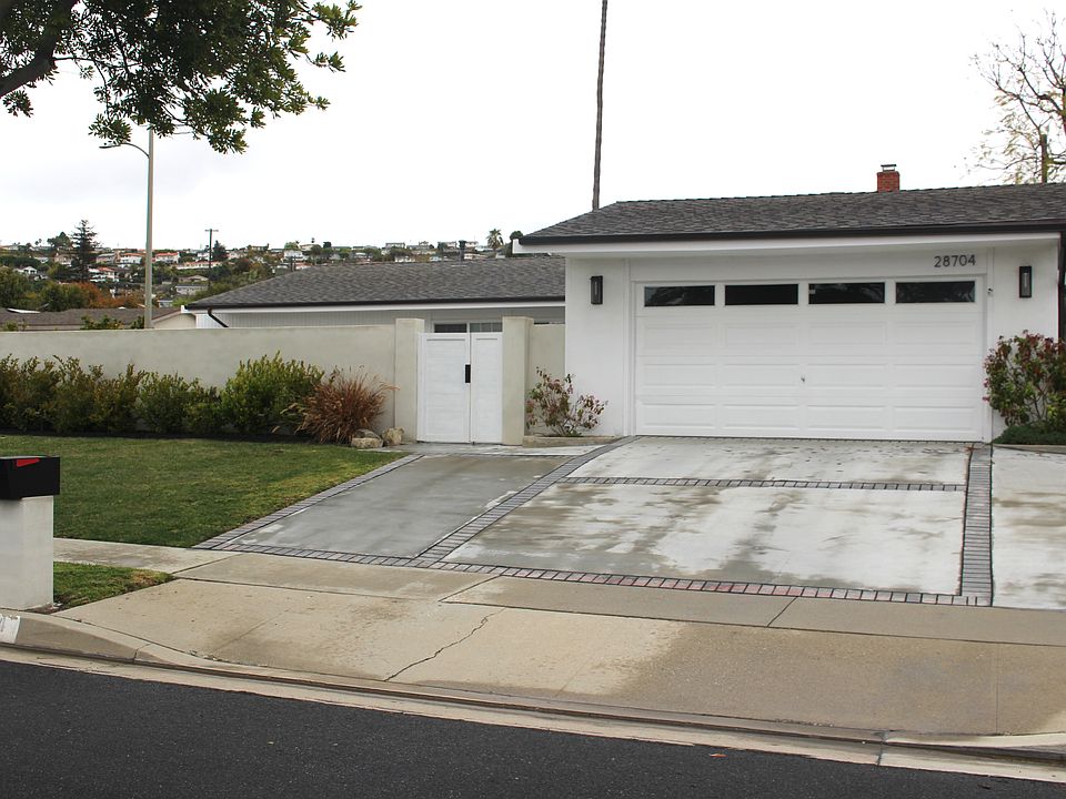 1st image of 28704 Golden Meadow Dr