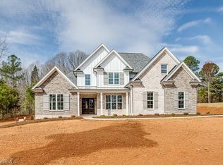 714 Kapstone Xing, Lexington, NC 27295