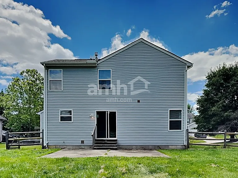 700 Thornton Dr — Photo 17