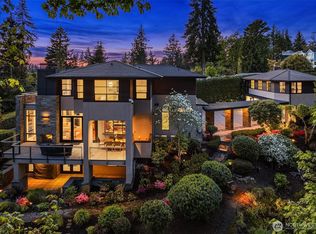 9632 Lake Washington Boulevard NE, Bellevue, WA 98004