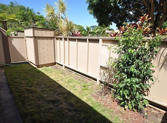 Private front yard