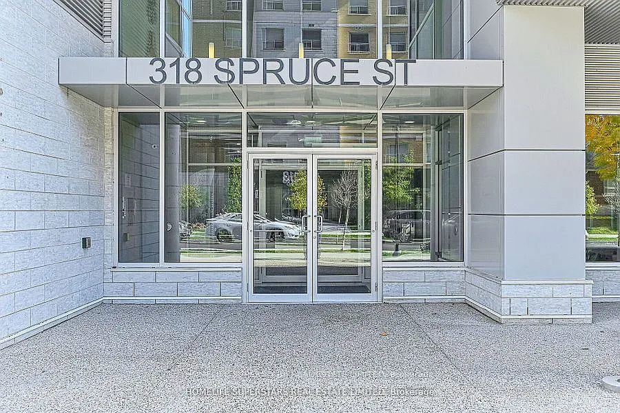 Building Photo - 318 Spruce St #406