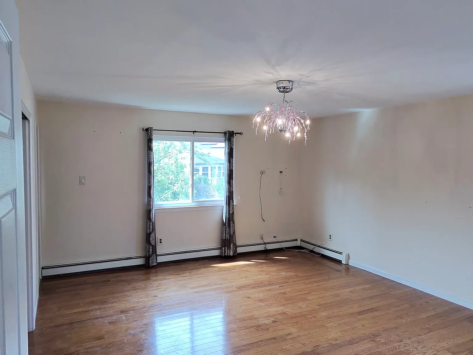 Felicia Ct, Plainview — Photo 3