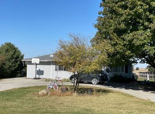 709 W Maple St, Roland, IA 50236