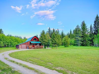 286 Mule Deer Rd, West Yellowstone, MT, 59758