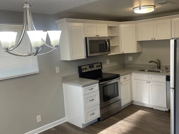 1723 Robb St, Lakewood, CO