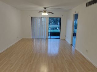 2516 S 19th St APT 104, Fort Pierce, FL 34982