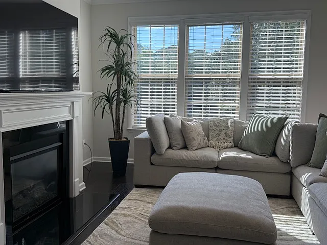 Valleystone Dr, Cary — Photo 4