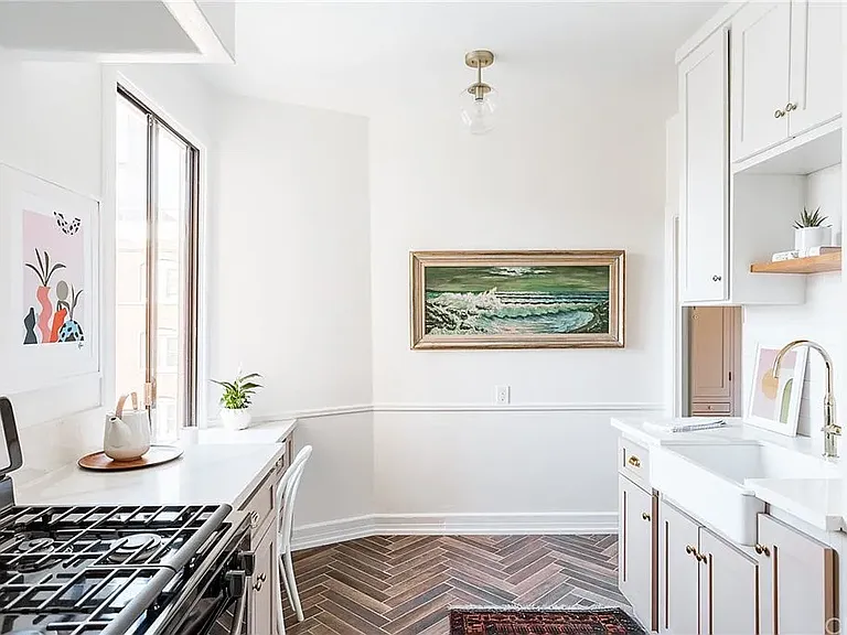 315 W 3rd St #40 — Photo 12