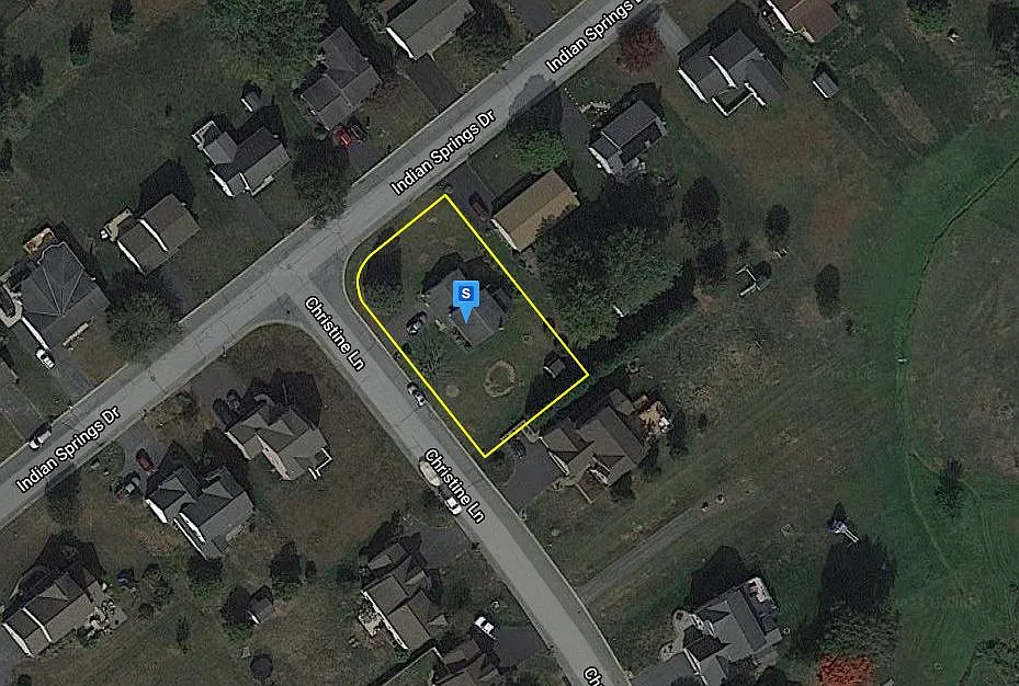 857 Christine Ln photo 1