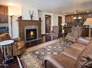 38390 Highway 6 APT 206, Avon, CO 81620