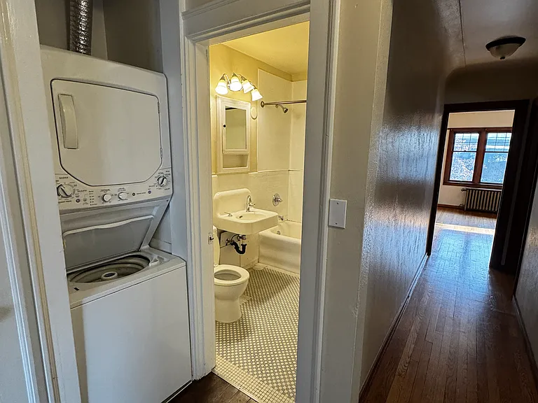 2923 Franklin Ave E #4B — Photo 7