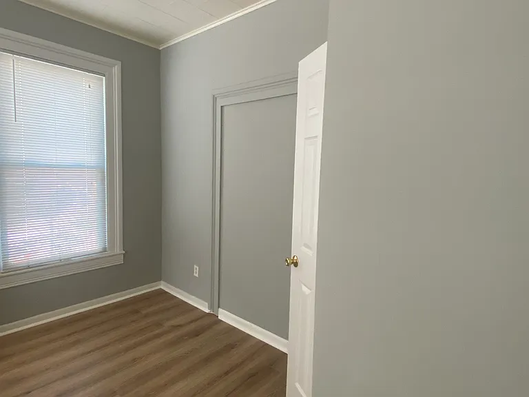 432 E Main St #438 — Photo 2