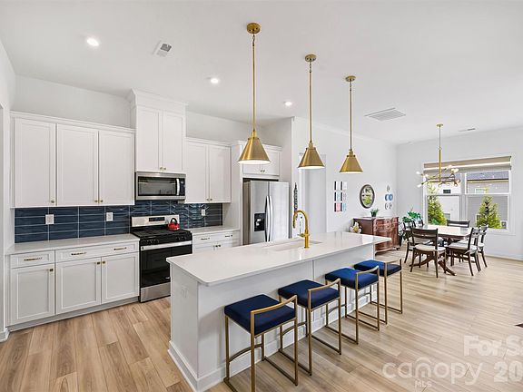 2nd image of 8044 Brookbank Dr