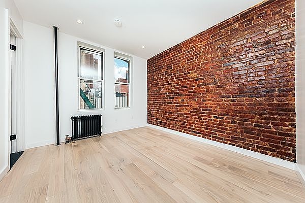 1st image of 19 Doyers St #B