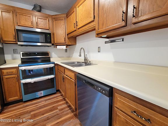 5th image of 3030 Breckenridge Ln APT 530